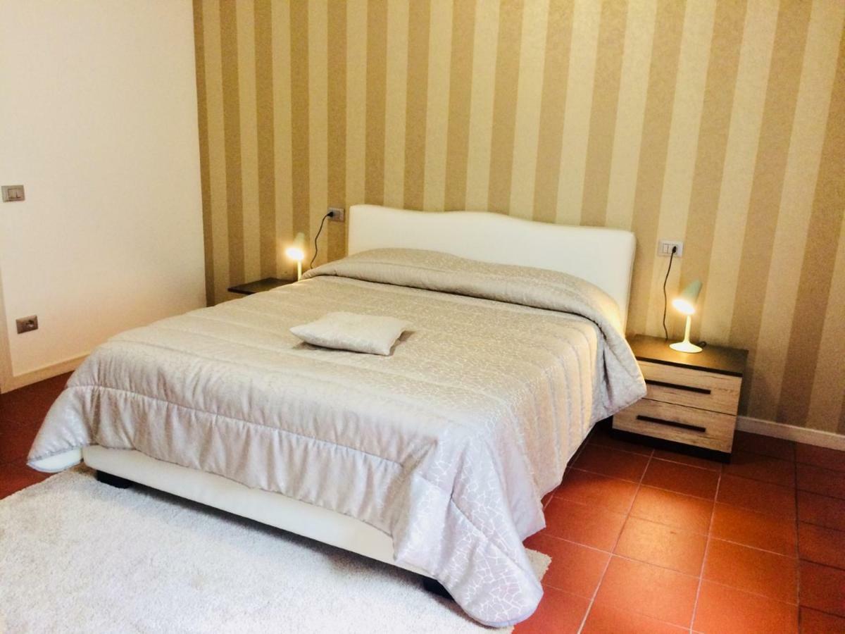 Residenza Giulietta Apartamento Rímini Exterior foto